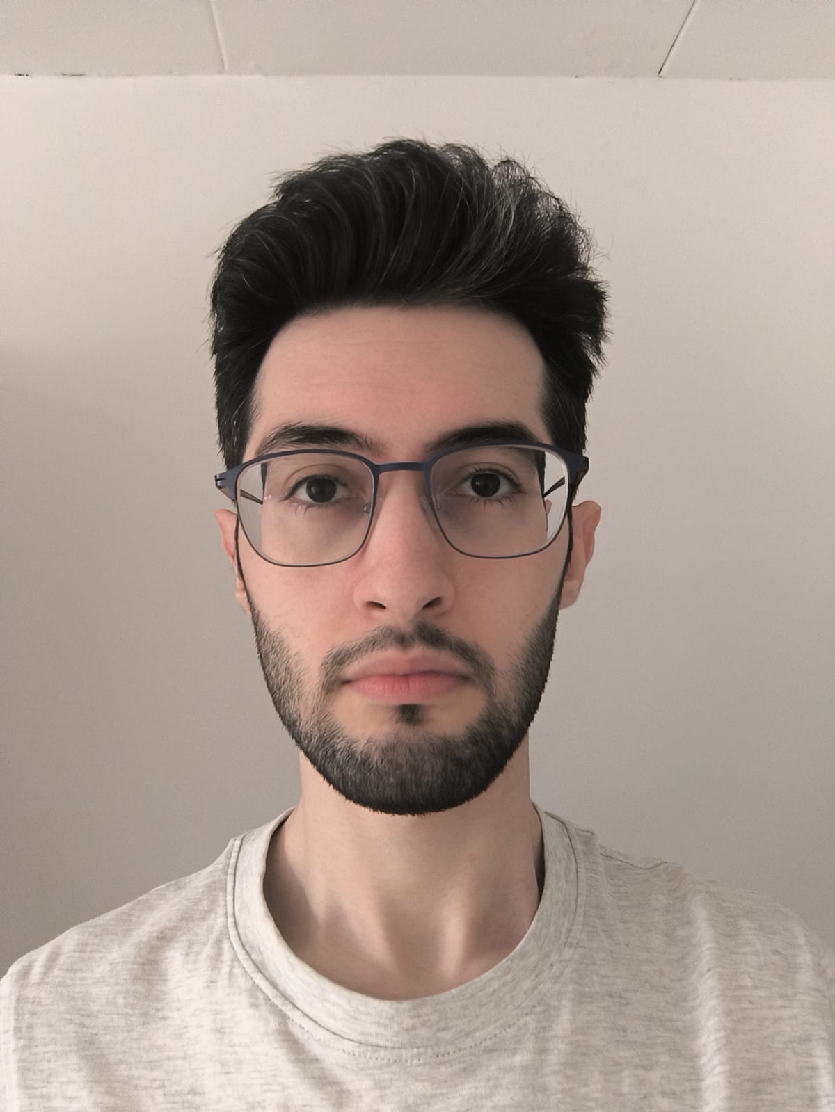 Portretfoto van Muhammed Tanik